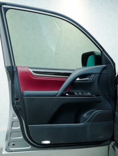 LX 570 Supersport 2021 ថ្នាំសុីនមួយជុំ