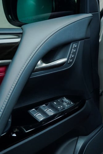 LX 570 Supersport 2021 ថ្នាំសុីនមួយជុំ