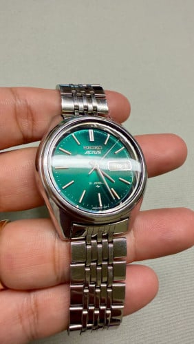 Original Super Rare Vintage SEIKO 5 Actus Green Sunburst Dial Automatic JDM 1978 - Condition 80%