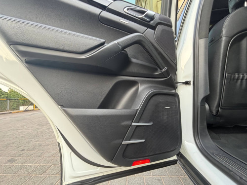 Porsche Cayenne 2014