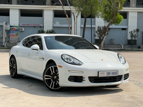 Porsche Panamera S 2015 Full