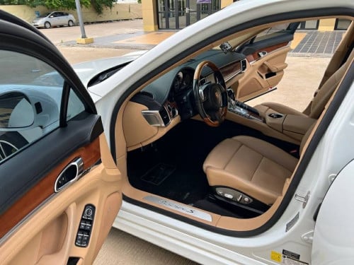 Porsche Panamera S 2015 Full