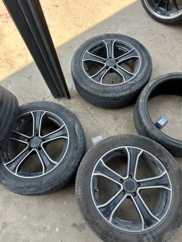 R18 ដាក់ឡាន​camery highlender lexus300 330​ លក់200$