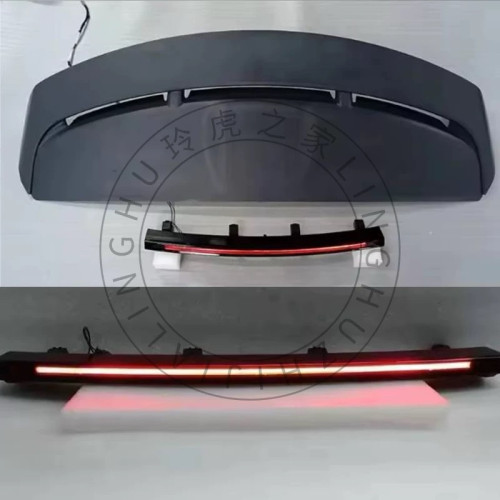 Range Rover Sport SVR Spoiler
