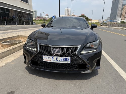 RC 200T F-Sport