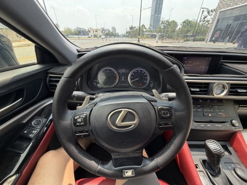 RC 200T F-Sport