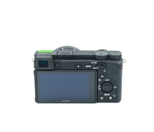 SONY A6400 KIT 16-50mm F/3.5-5.6 OSS