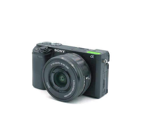 SONY A6400 KIT 16-50mm F/3.5-5.6 OSS