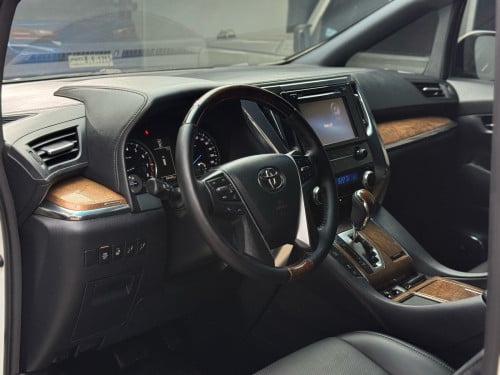Toyota Alphard Spec Russia