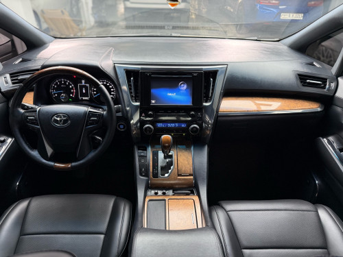 Toyota Alphard Spec Russia