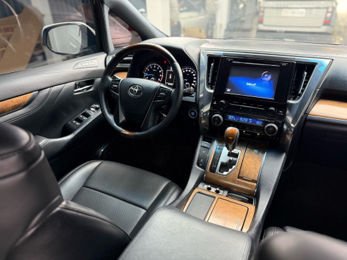 Toyota Alphard Spec Russia
