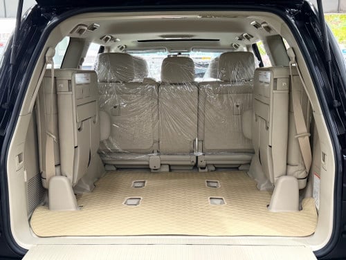 Toyota Land Cruiser 2018 ម៉ាស៊ីន​6 សាំ​សាំង​ , Full Option