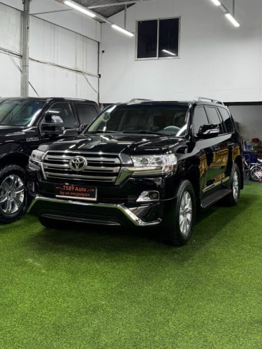 Toyota Land Cruiser 2018 ម៉ាស៊ីន​6 សាំ​សាំង​ , Full Option