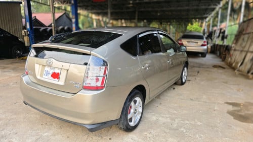 Toyota Prius 2004 HFull ឡានខ្ចី ម្ចាស់ដើមទីមួយ អាគុយ ABS អែម រត់ស្រួលថ្នាំហ្សីន70%