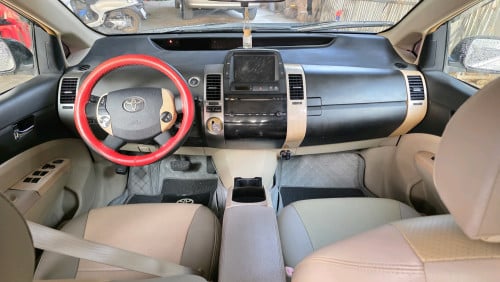 Toyota Prius 2004 HFull ឡានខ្ចី ម្ចាស់ដើមទីមួយ អាគុយ ABS អែម រត់ស្រួលថ្នាំហ្សីន70%