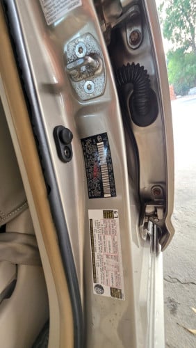 Toyota Prius 2004 HFull ឡានខ្ចី ម្ចាស់ដើមទីមួយ អាគុយ ABS អែម រត់ស្រួលថ្នាំហ្សីន70%