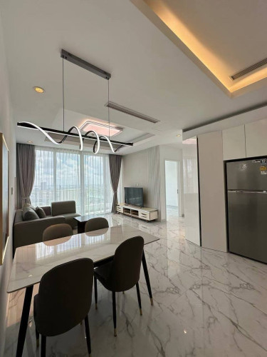 Two-Bedroom Apartment bkk1 for Rent