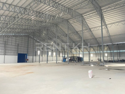 Warehouse for Rent at Khan Pursenchey