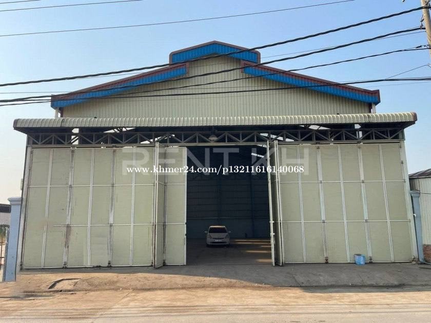 ឃ្លាំងសម្រាប់ជួលនៅព្រែកព្នៅ