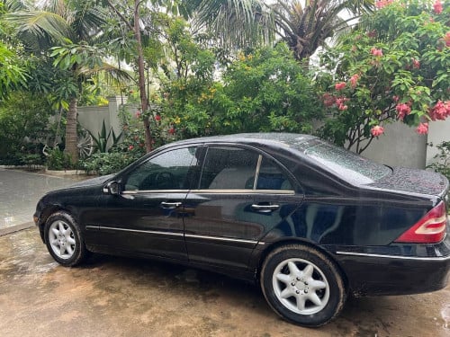 ឡានលក់ អ្នកជិះផ្ទាល់