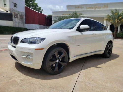 ឡានលក់កុនលុយបន្ទាន់ BMW X6 VIP Plat number 1111