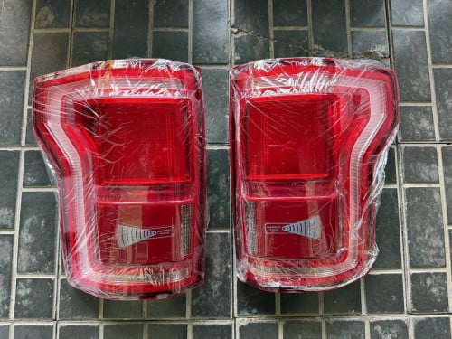 ស្តុបក្រោយ Ford F150