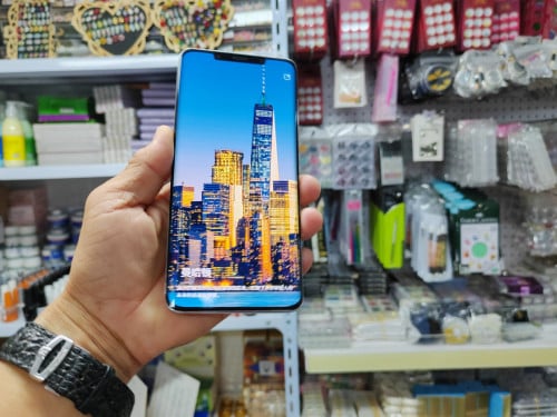 #HUAWEI PORSCHE DESIGN 🍁 🍁 MATE 50 RS 🍁 96% 🍁  china | Sim 2 🍁 🍁 12GB ram + 512GB rom  .🍁