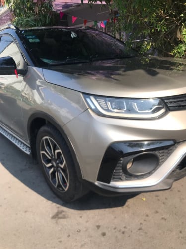 ឡានជិះគ្រួសារ ទិញទៅជិះចូលឆ្នាំ ឡានជប៉ុនម៉ាសុីនMitsubishi ត្រូវការអ្នកនាំភ្ញៀវដាក់