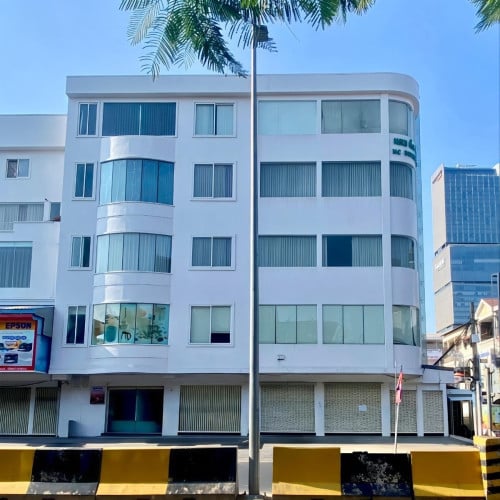 ហាងសំរាប់ជួលសន្ធរមុខ / Shop for rent Sonthormuk