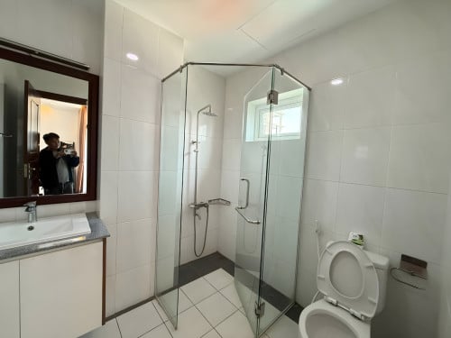 𝐅𝐨𝐫 𝐑𝐞𝐧𝐭: Spacious 2-Bedroom Apartment – BKK1