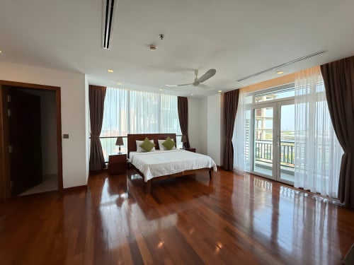 𝐅𝐨𝐫 𝐑𝐞𝐧𝐭: Spacious 2-Bedroom Apartment – BKK1