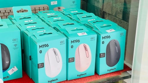 💓Logitech Bluetooth Mouse M196✅