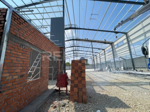 ឃ្លាំងសម្រាប់ជួលនៅសែនសុខ / Warehouse for Rent at Khan Sen Sok