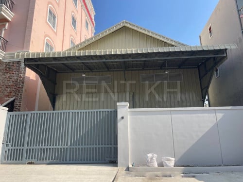 ឃ្លាំងសំរាប់ជួលនៅសែនសុខ / Warehouse for Rent at Khan Sen Sok