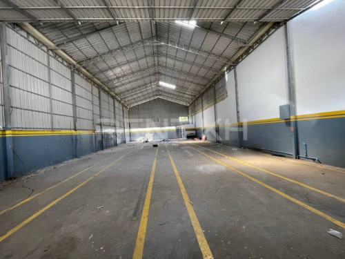 ឃ្លាំងជួលនៅខណ្ឌទួលគោក / Warehouse for Rent in Khan Toul Kork