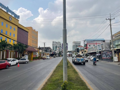 ឃ្លាំងសម្រាប់ជួលនៅជិតផ្សារដីហុយ ផ្លូវ ១០១៩ / Warehouse for Rent Near Phzar Dey Huy, St 1019