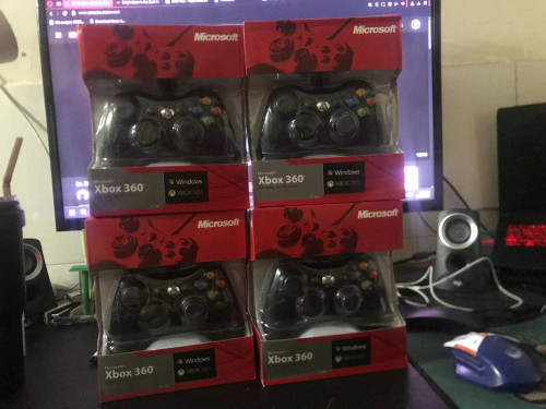 ដៃ Xbox 360 wire សម្រាប់កំព្យូរទ័រ
