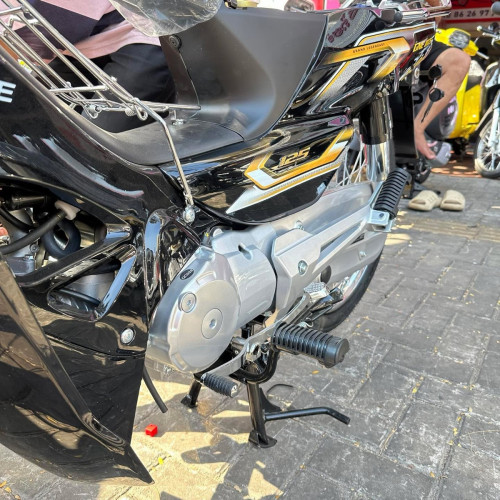026ប្រើបេន1380$ថ្មីកេះមានពន្ធត្រឹមត្រូវ មានធានាពីក្រុមហ៊ុន 017862697/ 0968381717