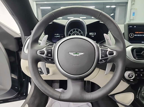 Aston Martin Vantage 4.0 V8 Roadsters 2023