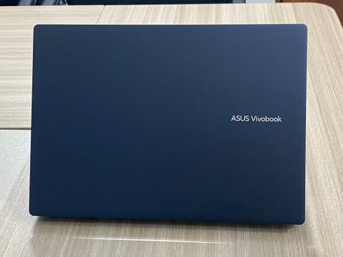 Asus Vivobook X1407Q Copilot +PC
