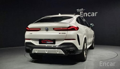 BMW X6 M50i 2023