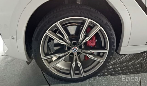 BMW X6 M50i 2023