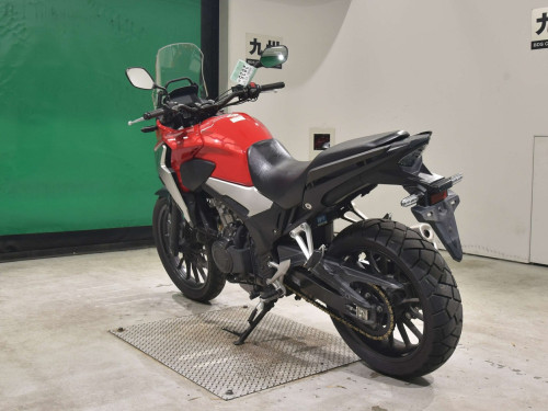 CB400 ឆ្នាំ021