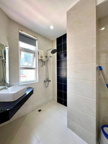 Condo bkk2 unit 2bedroom for rent
