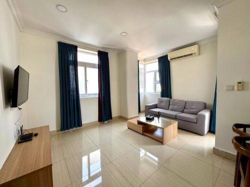Condo bkk2 unit 2bedroom for rent