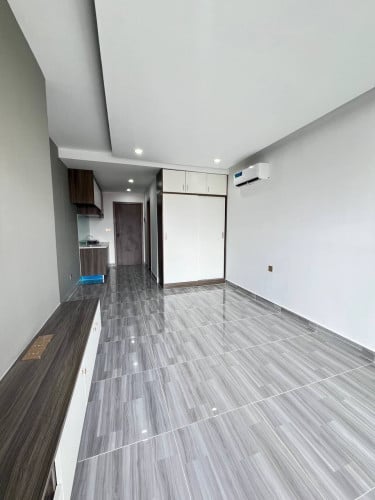 Condo deposit $1,999 can move in
