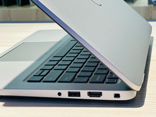 Dell Latitude 7340 រាងស្ដើង សេរីខ្ពស់ Ram 32GB 🔥CPU Core i7 -13th Gen