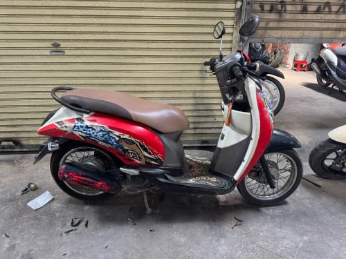 Honda scoopy.2012