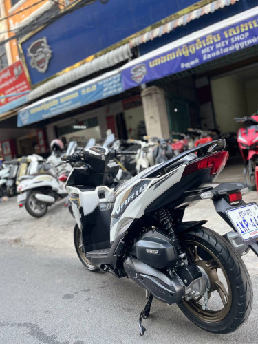 Honda Vario 2023/22 មួយទឹកផ្លាកលេខស្អាត98%