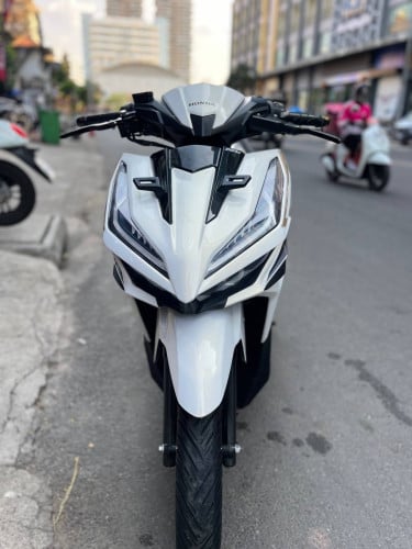Honda Vario 2023/22 មួយទឹកផ្លាកលេខស្អាត98%